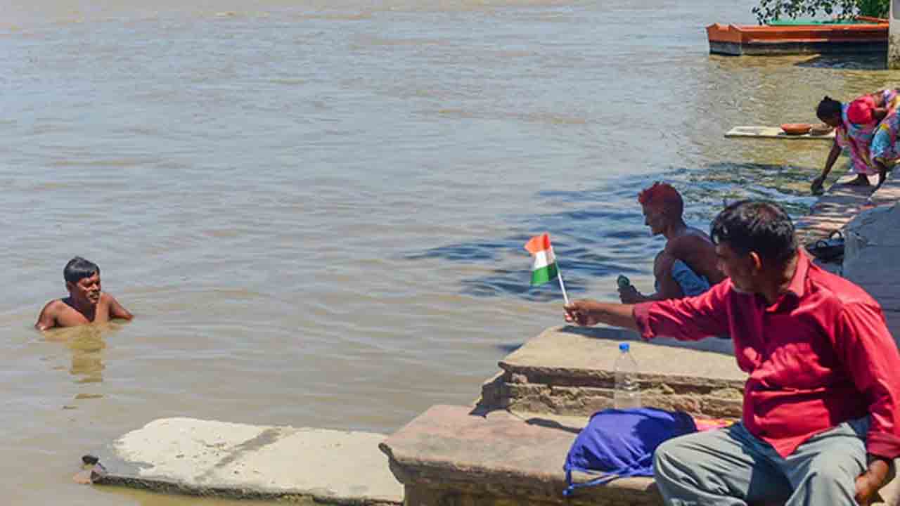 ఉగ్ర‌రూపం దాల్చిన య‌మునా.. అధికారులు అప్ర‌మ‌త్తం