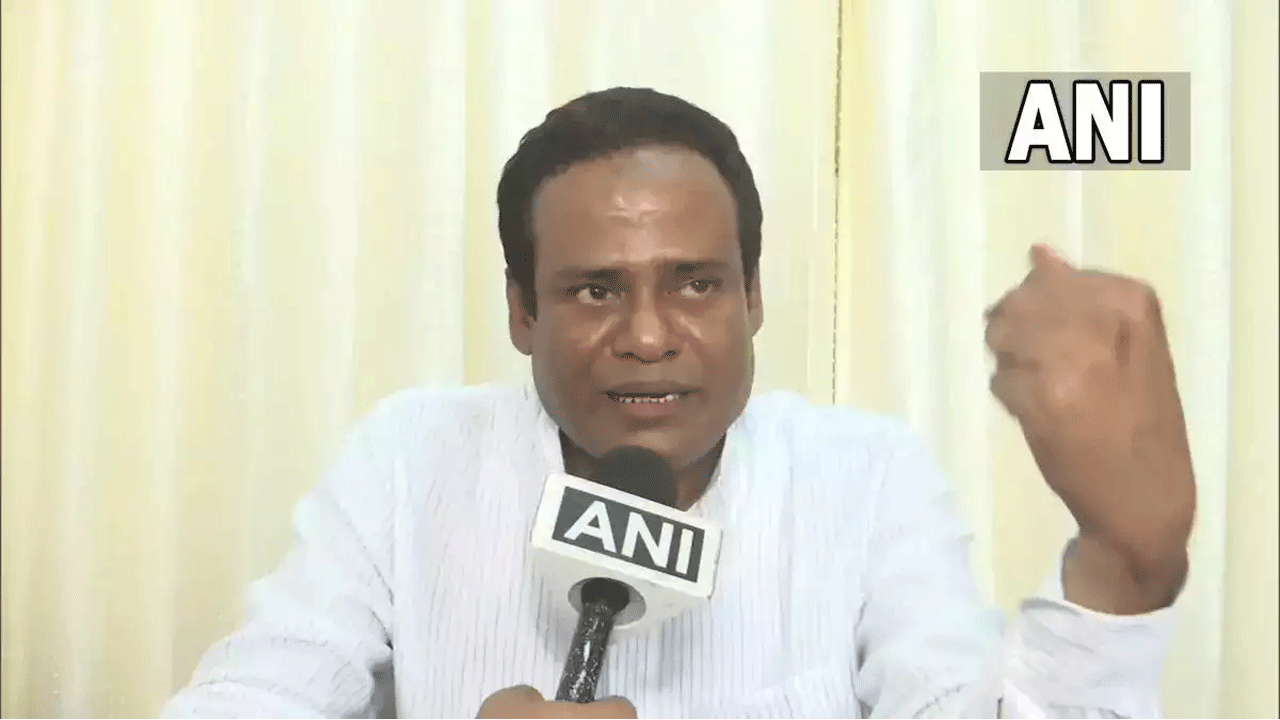 కాషాయ‌ పార్టీ ప‌త‌నానికి బిహార్ నుంచి కౌంట్‌డౌన్‌ : ఏఐయూడీఎఫ్‌