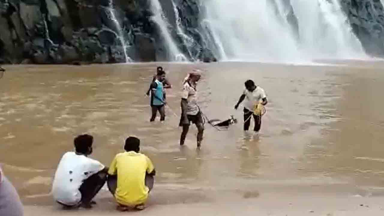 Chhattisgarh | విహార‌యాత్రలో విషాదం..ఛత్తీస్‌గఢ్‌లో ఆరుగురు జ‌ల‌స‌మాధి!