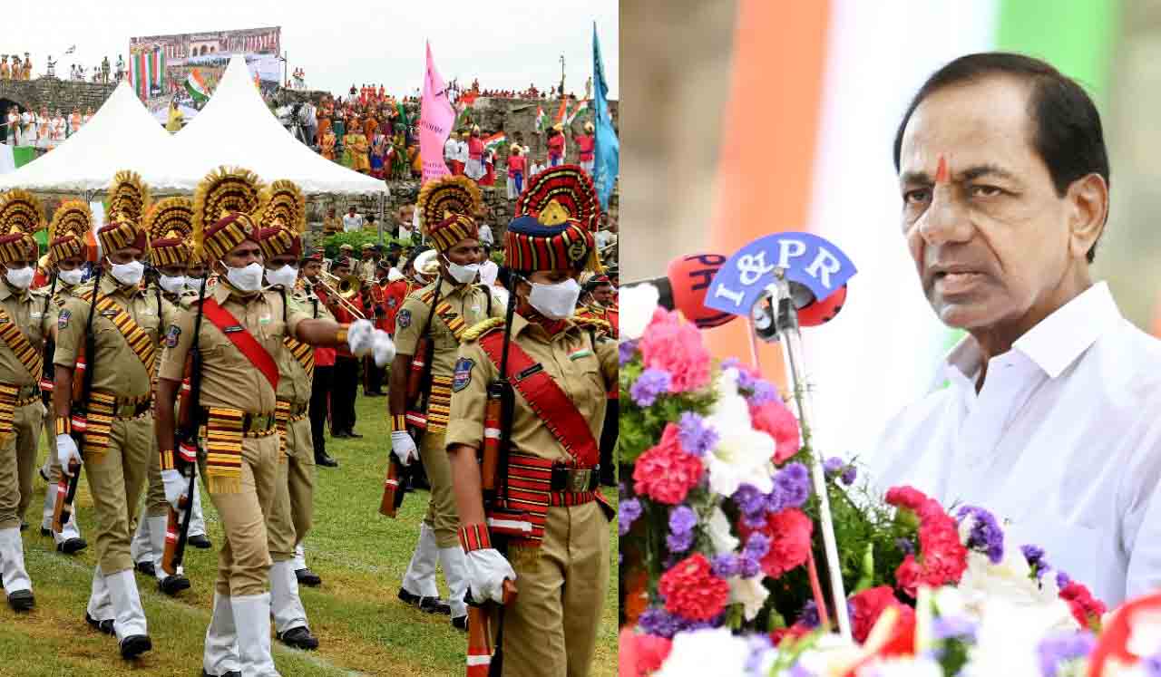 స్వాతంత్ర్య దినోత్సవం సందర్భంగా గోల్కొండ కోటపై సీఎం కేసీఆర్‌ ప్రసంగం
