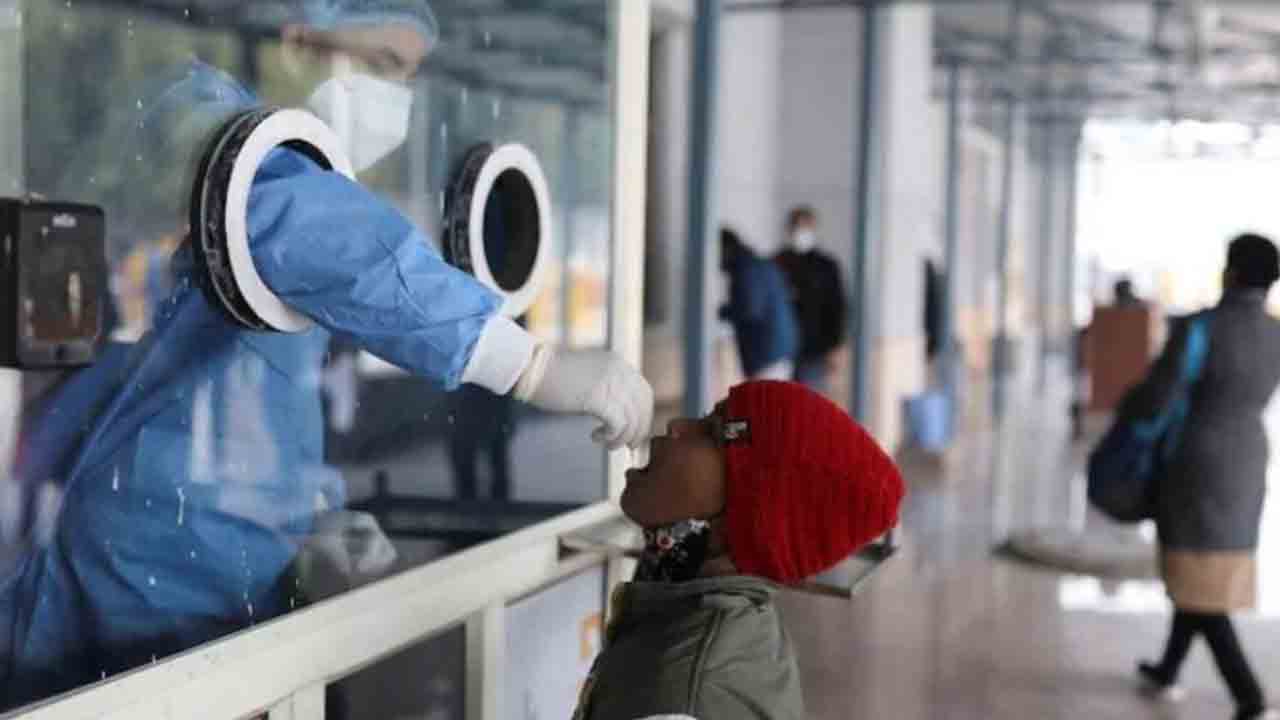 దేశంలో స్వల్పంగా పెరిగిన కరోనా కేసులు.. కొత్తగా 7231 మందికి పాజిటివ్‌