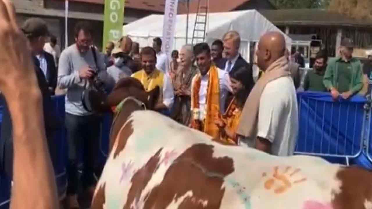 Viral video: బ్రిట‌న్‌లో గోపూజ..పీఎం అభ్యర్థి రిషి సునక్ వీడియో వైర‌ల్‌!