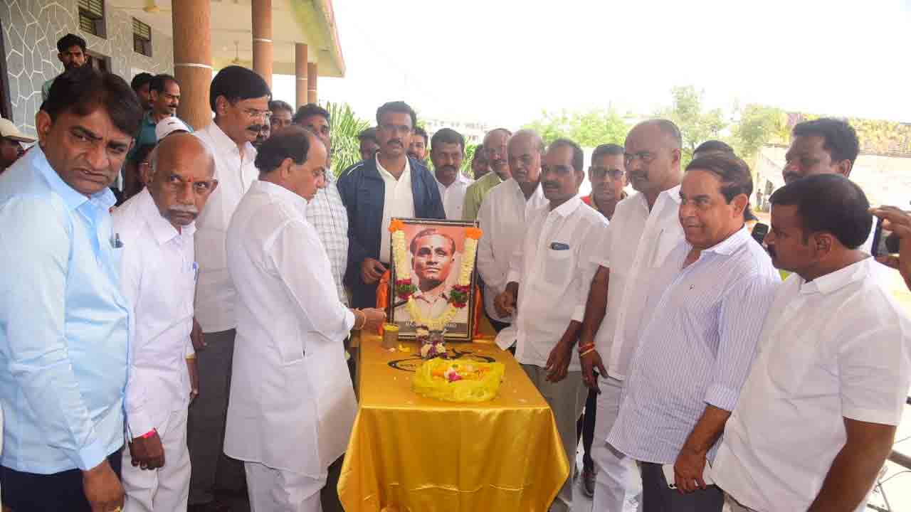 ధ్యాన్ చంద్ జీవితం స్ఫూర్తిదాయకం : మంత్రి ఇంద్రకరణ్ రెడ్డి