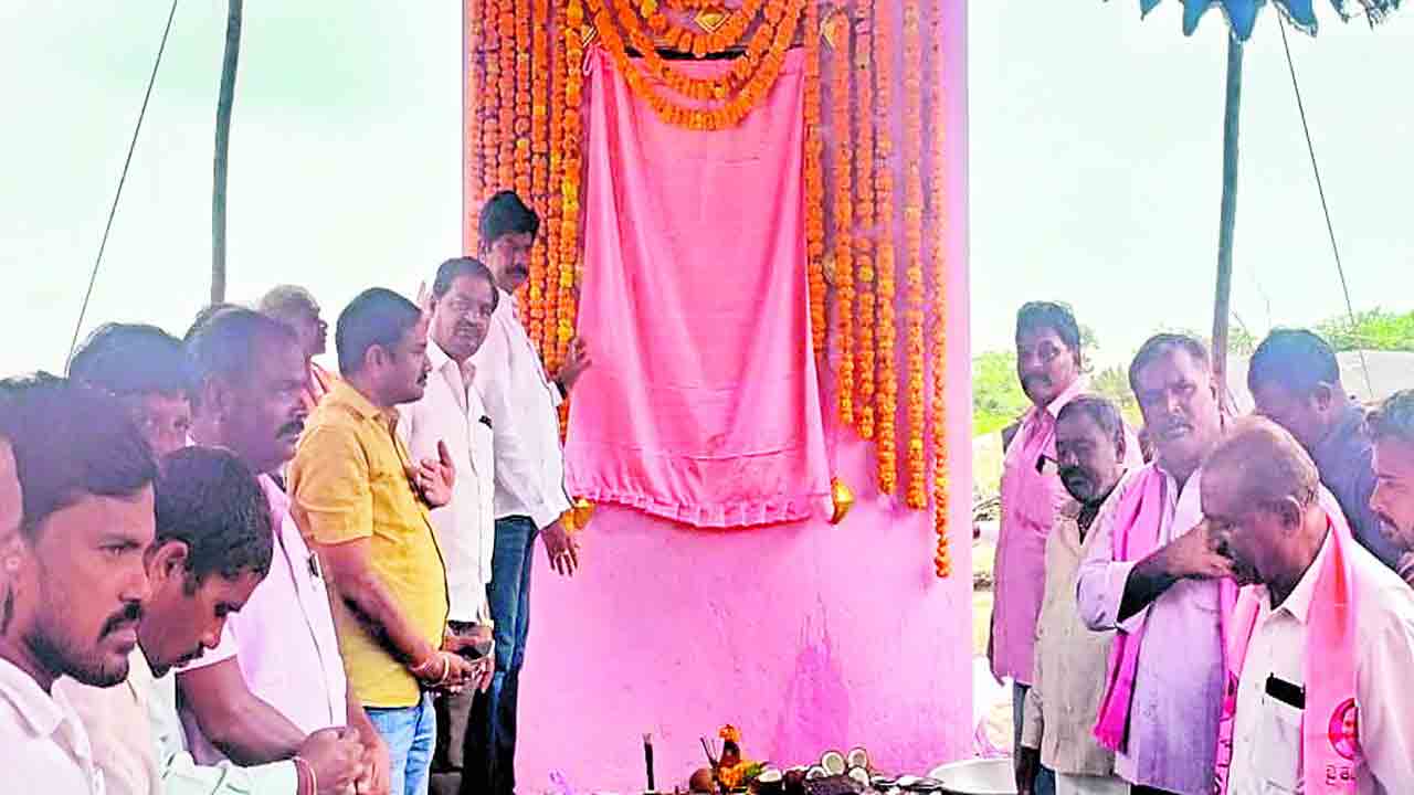 కేసీఆర్‌తోనే పేదల సొంతింటి కల సాకారం