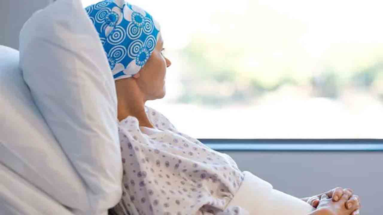 60 ఏండ్లు పైబడినవారిలో పొంచి ఉన్న క్యాన్సర్‌ ముప్పు