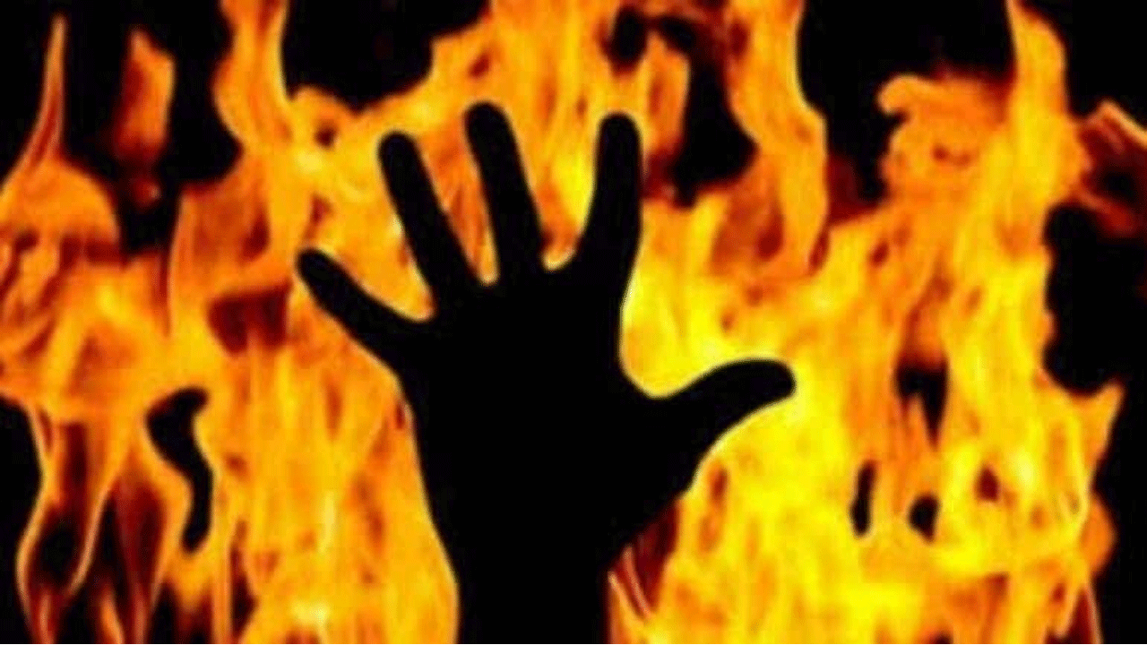 హోంవర్క్ ఒత్తిడి భరించలేక 9వ తరగతి విద్యార్ధి బలవన్మరణం