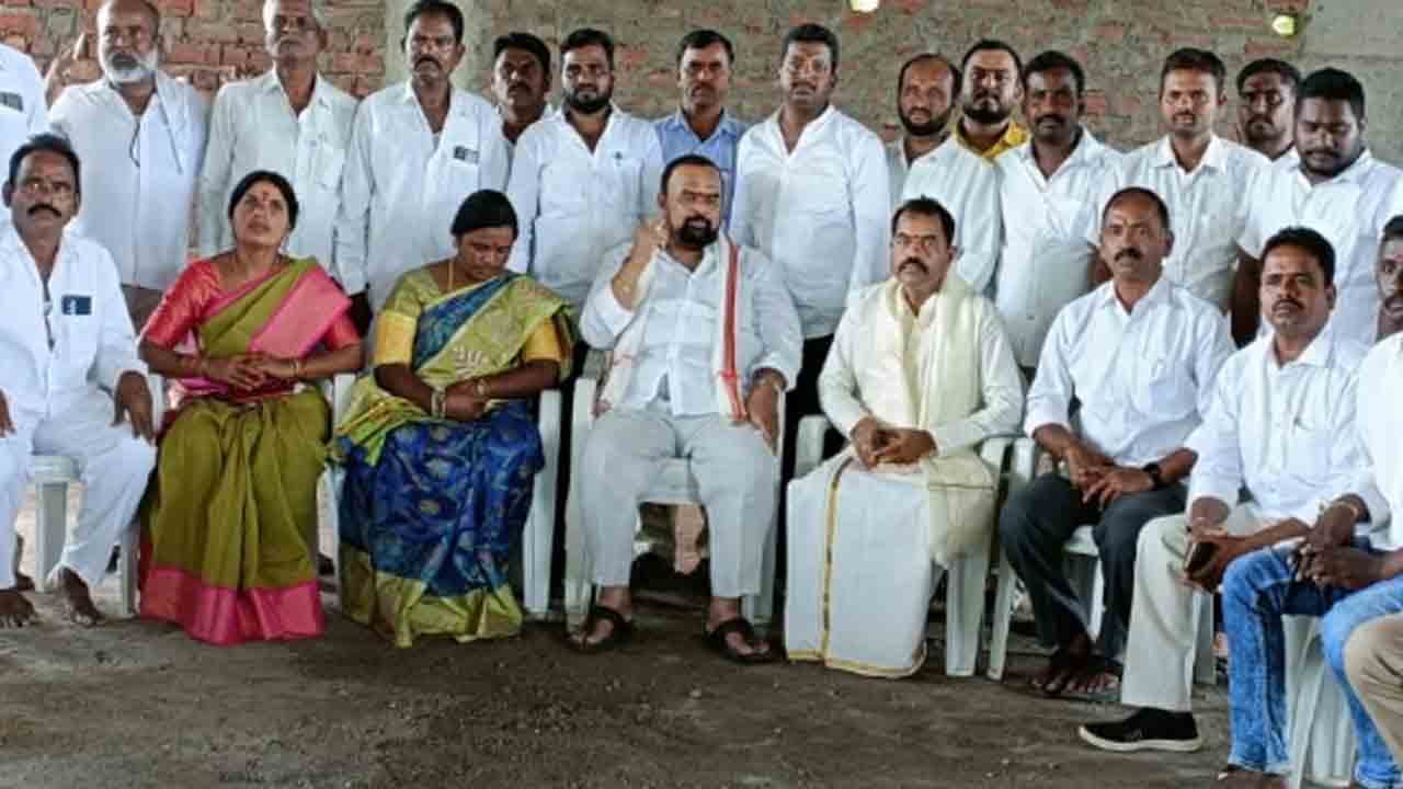 టీఆర్ఎస్ మళ్లీ అధికారంలోకి వస్తే ‘బండి’ గుండు కొట్టించుకుంటాడా ? : గొంగిడి మహేందర్‌రెడ్డి