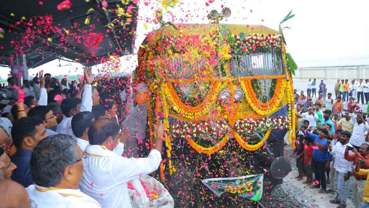 Medak | రైల్వే రేక్ పాయింట్‌ను ప్రారంభించిన మంత్రి హరీశ్‌ రావు