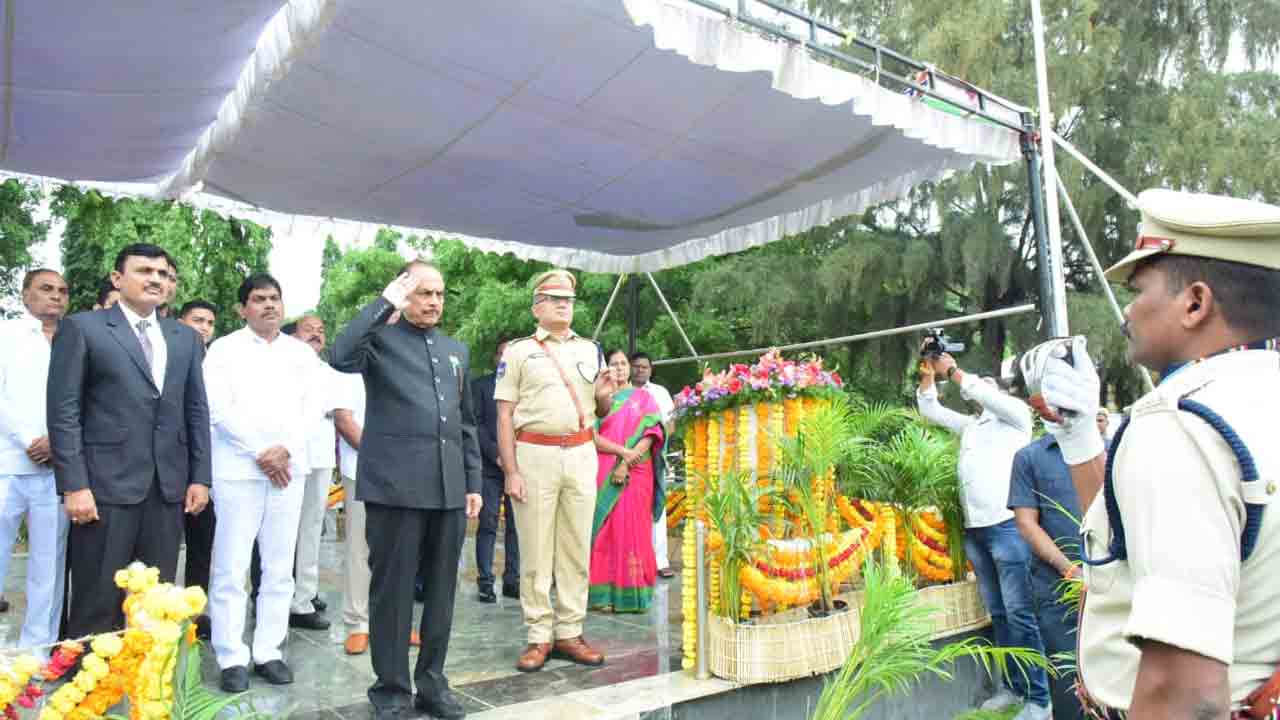అన్ని వర్గాల ప్రజలకు సంక్షేమ ఫలాలు : హోం మంత్రి మహమూద్‌ అలీ