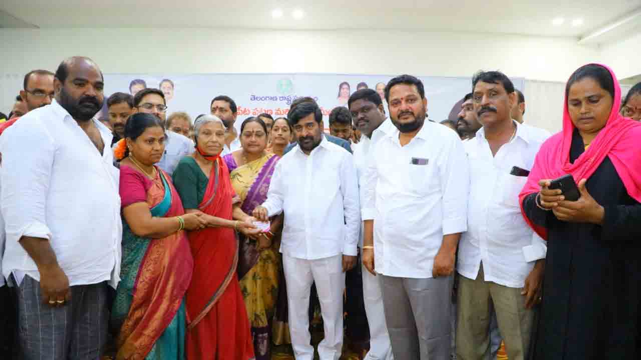 కేసీఆర్‌ది సంక్షేమం..బీజేపీది వైషమ్యం : మంత్రి జగదీష్‌ రెడ్డి  ఫైర్‌