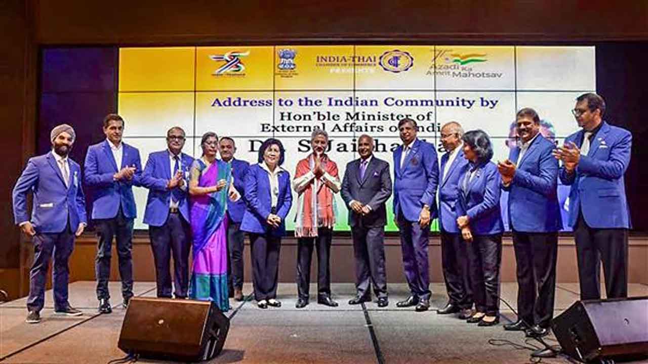 ర‌ష్యా నుంచి త‌క్కువ ధ‌ర‌కే ఇంధ‌నం కొనుగోలు.. నిర్ణ‌యాన్ని స‌మ‌ర్థించుకున్న మంత్రి జైశంక‌ర్‌