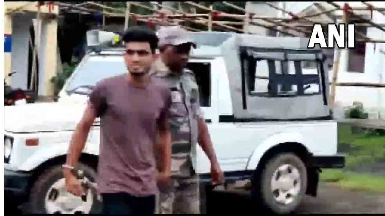 ఇలాంటి క్రిమినల్స్‌కు స‌మాజంలో స్థానం లేదు : కేటీఆర్