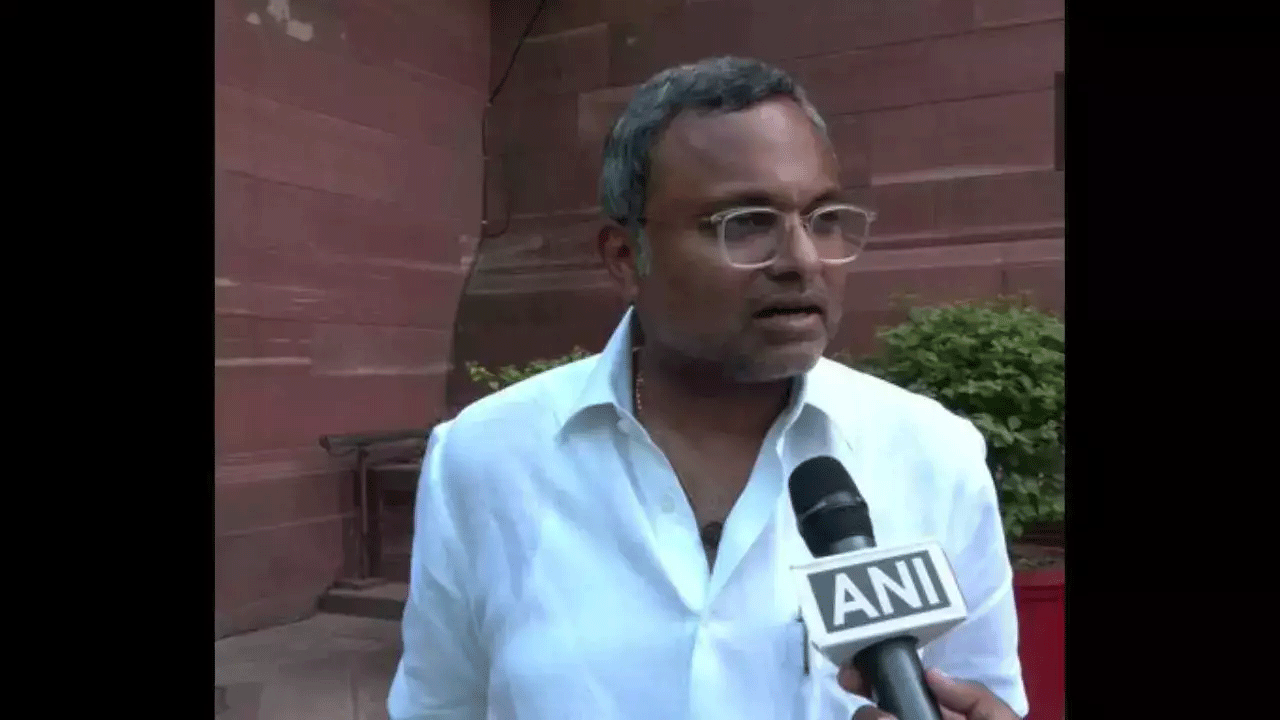 మోదీ స‌ర్కార్ చేతిలో విధ్వంస‌ ఆయుధంగా మారిన ఈడీ : కార్తీ చిదంబ‌రం