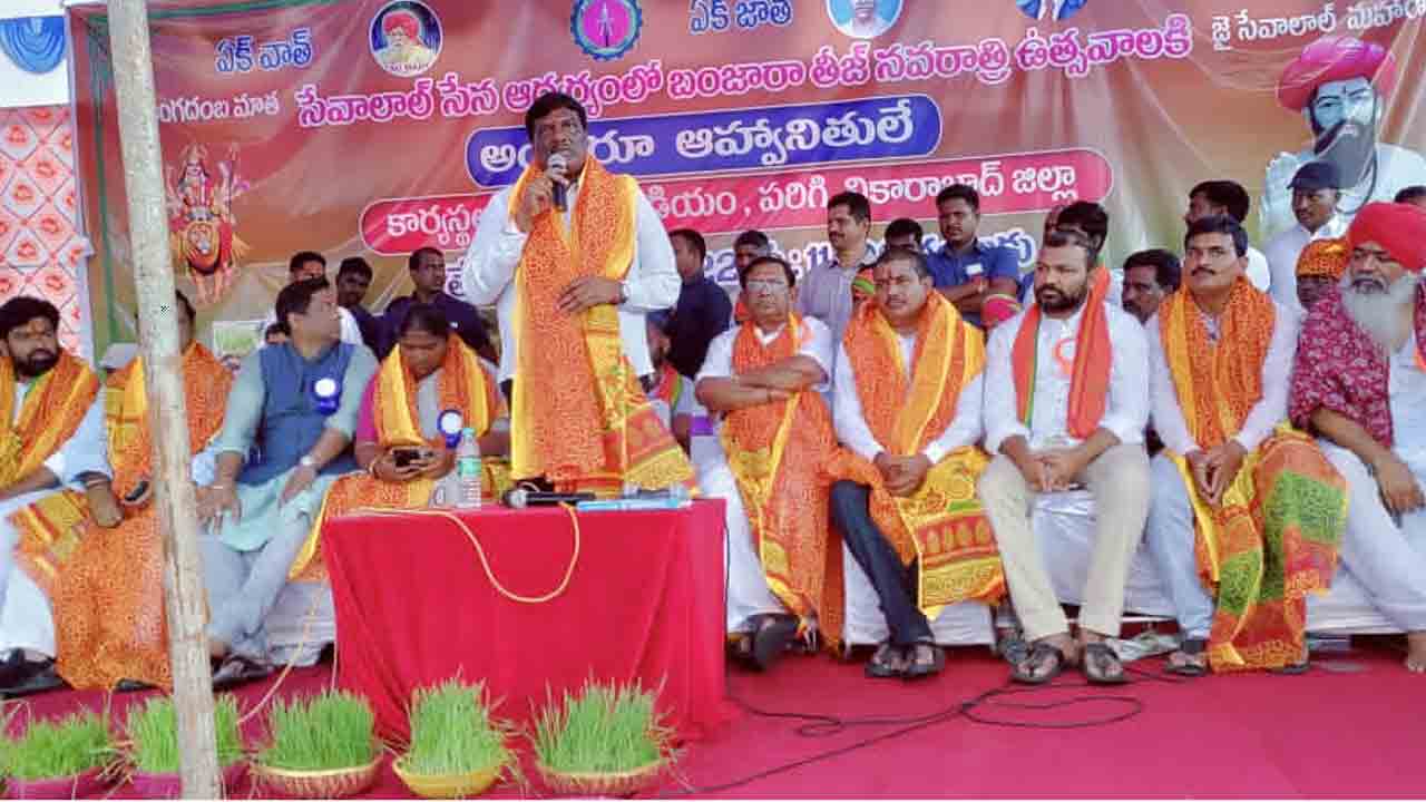 పండుగలు ప్రశాంతంగా జరుపుకోవాలి : ఎమ్మెల్యే కొప్పుల మహేష్రెడ్డి