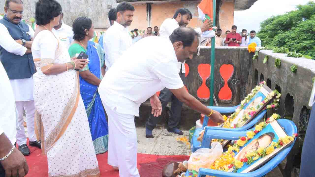 స్వాతంత్ర్య‌ పోరాట స్ఫూర్తిని ప్రజల్లో నింపేందుకే స్వతంత్ర భారత వజ్రోత్సవాలు