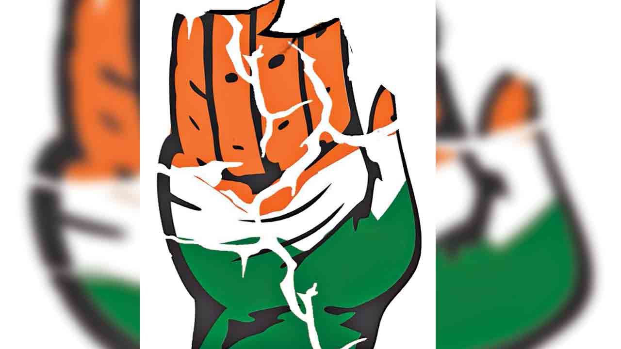 కాంగ్రెస్‌లో చల్లారని కుంపట్లు