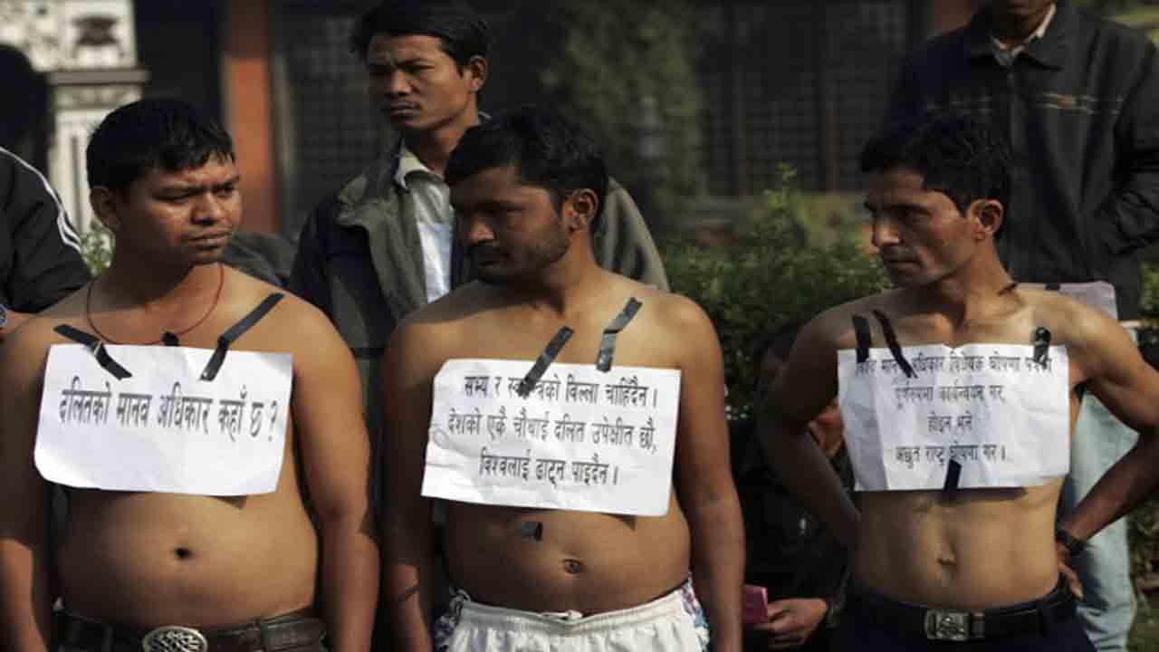 బీజేపీ పాలిత రాష్ట్రాల్లో పెచ్చరిల్లిన వివక్ష