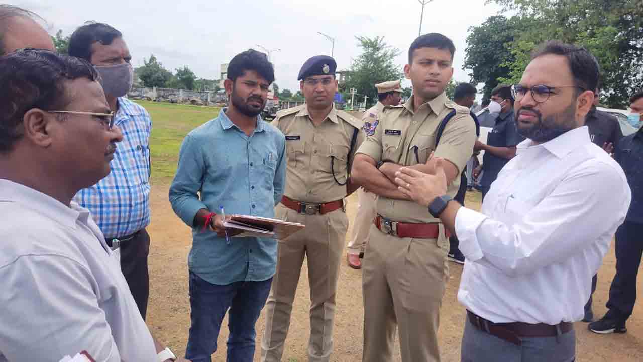 పంద్రాగస్టు ఏర్పాట్లను పక్కాగా చేపట్టాలి : కలెక్టర్ శశాంక