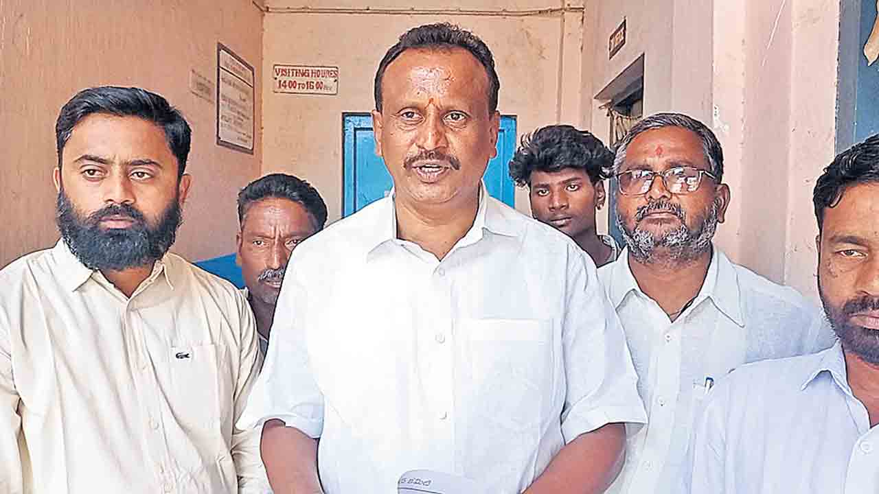 విద్యత్ బిల్లును తక్షణమే నిలిపివేయాలి