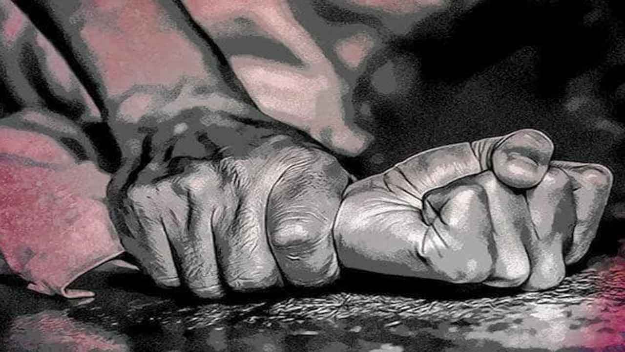 French Man | ప్రతి రాత్రి భార్యకు మత్తు ఇచ్చి.. పదేళ్లుగా పర పురుషులతో అత్యాచారం, వీడియో రికార్డ్‌ చేసిన భర్త