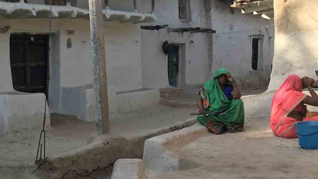 బుందేల్‌ఖండ్‌ బాధ పట్టదా?