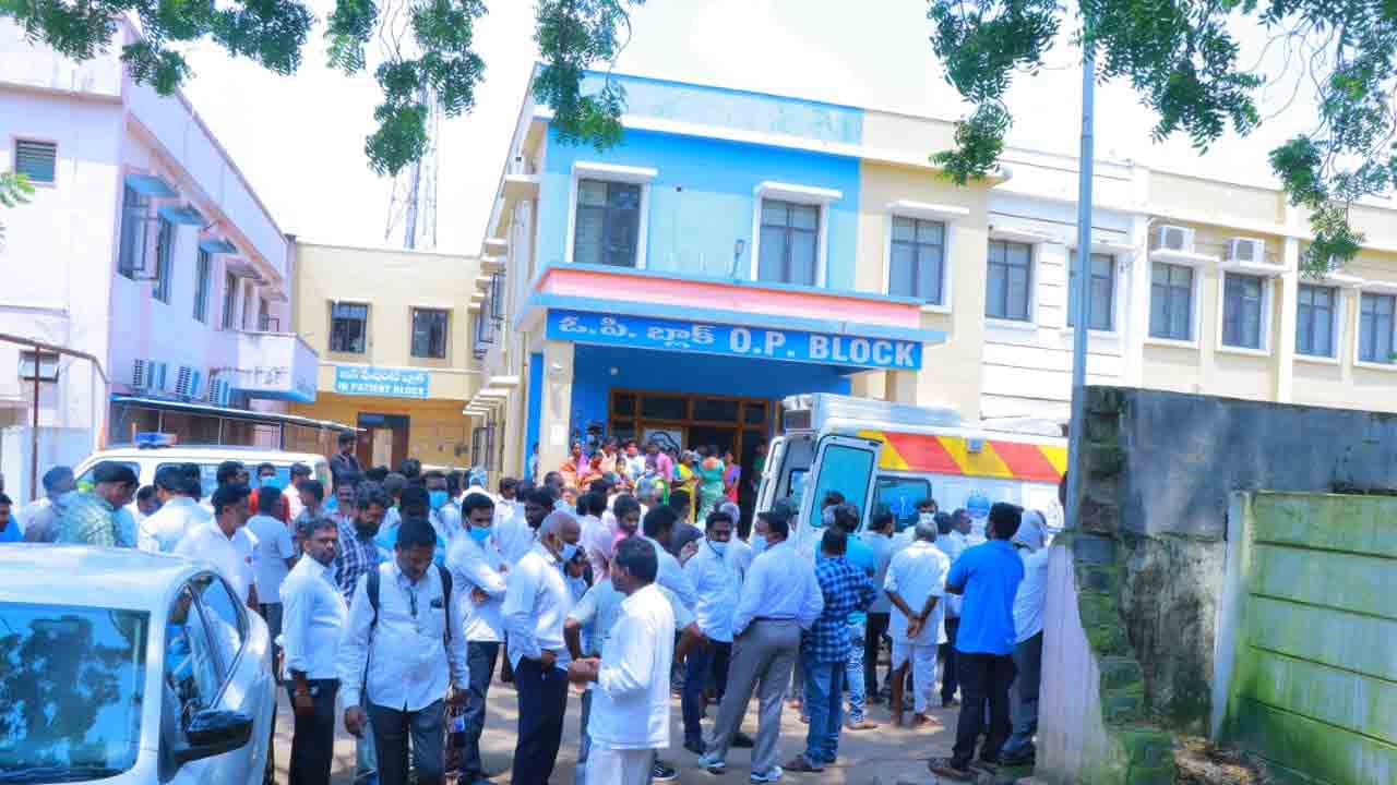 మల్లారెడ్డిని హత్య చేసిన నిందితులను కఠినంగా శిక్షించాలి : ఎమ్మెల్యే చల్లా