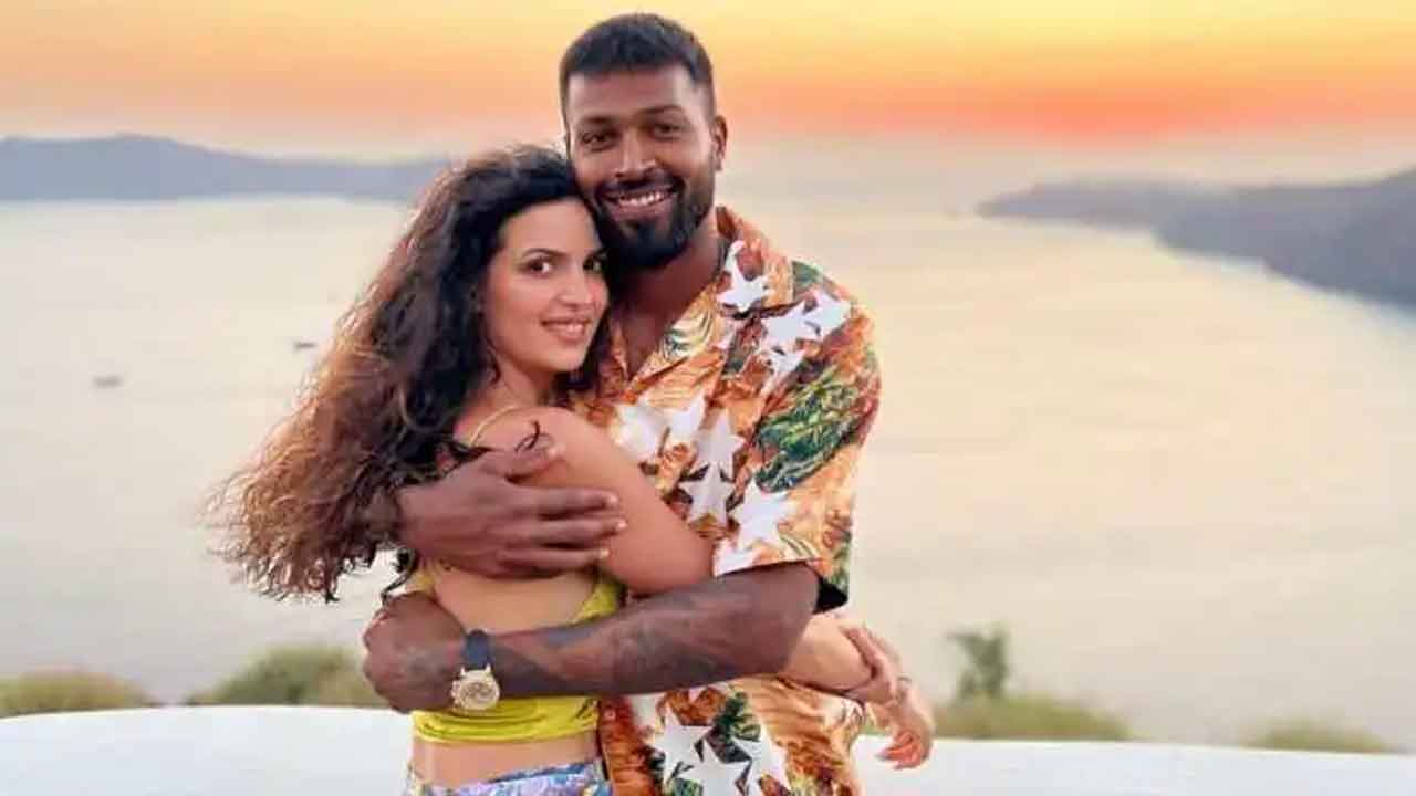 హార్దిక్ నా స్టార్.. గర్వంగా ఉంది: నటాషా స్టాన్కోవిక్