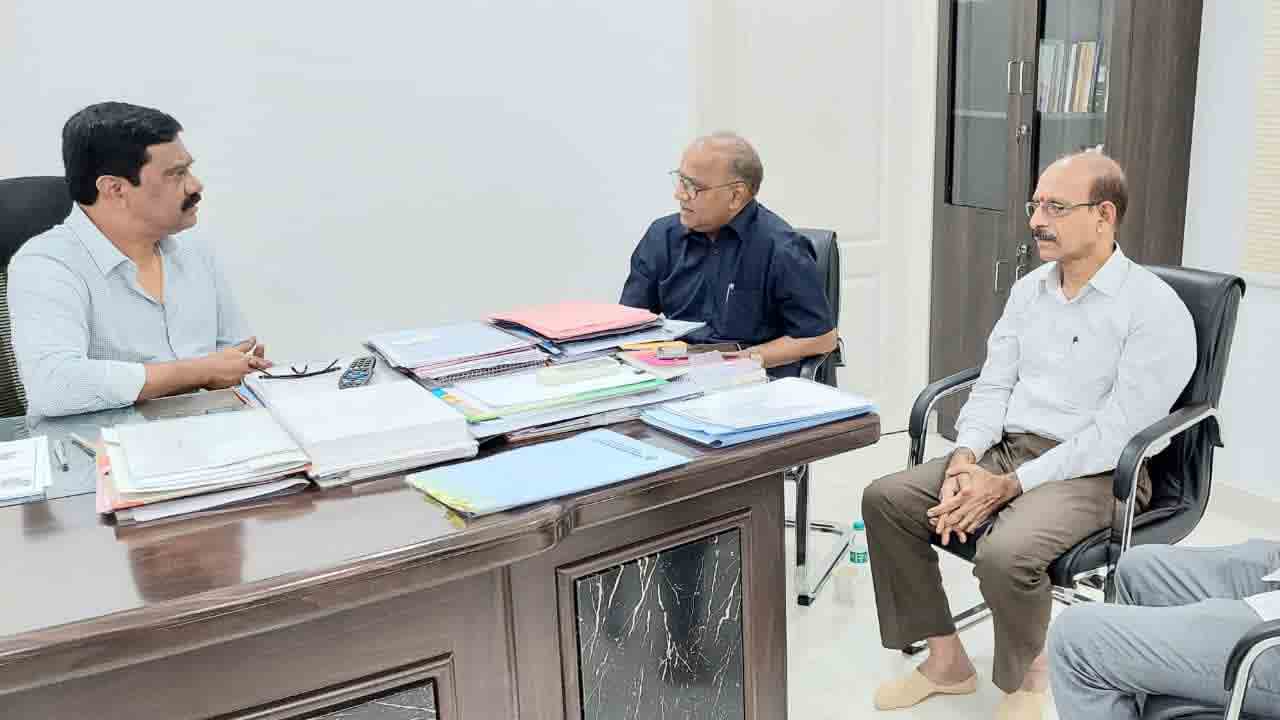 న్యాక్ అధికారులతో మంత్రి వేముల సమీక్షా సమావేశం