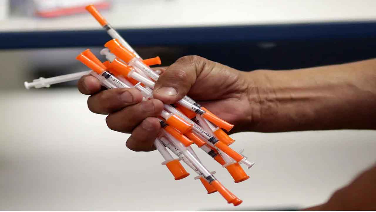 క్ల‌బ్బుల‌ వ‌ద్ద మ‌త్తు సూదుల‌తో మ‌హిళ‌ల‌పై దాడి..