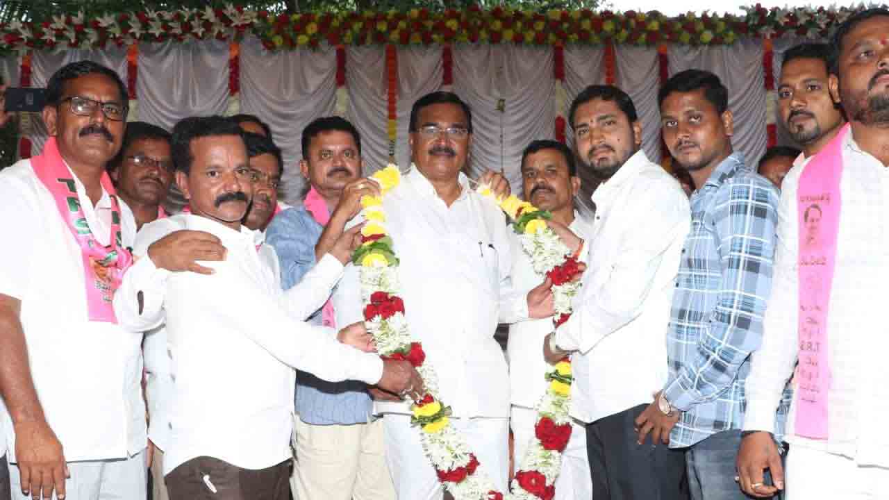 తెలంగాణ రాష్ట్రం ఏర్పాటుతో గిరిజనుల ఆర్థిక శక్తి పెరిగింది : మంత్రి నిరంజన్ రెడ్డి