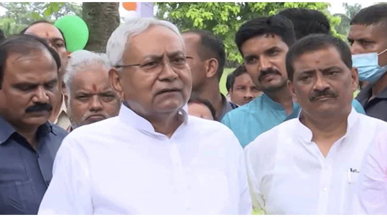 ప్ర‌తి ఒక్క‌రినీ మంత్రులను చేయ‌లేం : ప‌ద‌వుల పంచాయితీపై పెద‌వివిప్పిన నితీష్‌