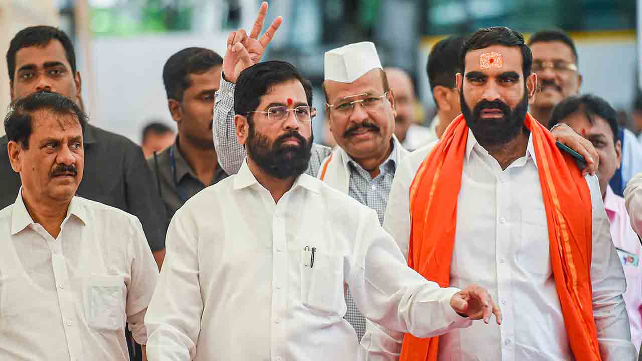 కాళ్లు విరగ్గొట్టండి.. నేను చూసుకుంటా!