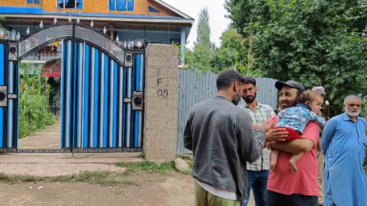 మేం చావాల్సిందేనా?