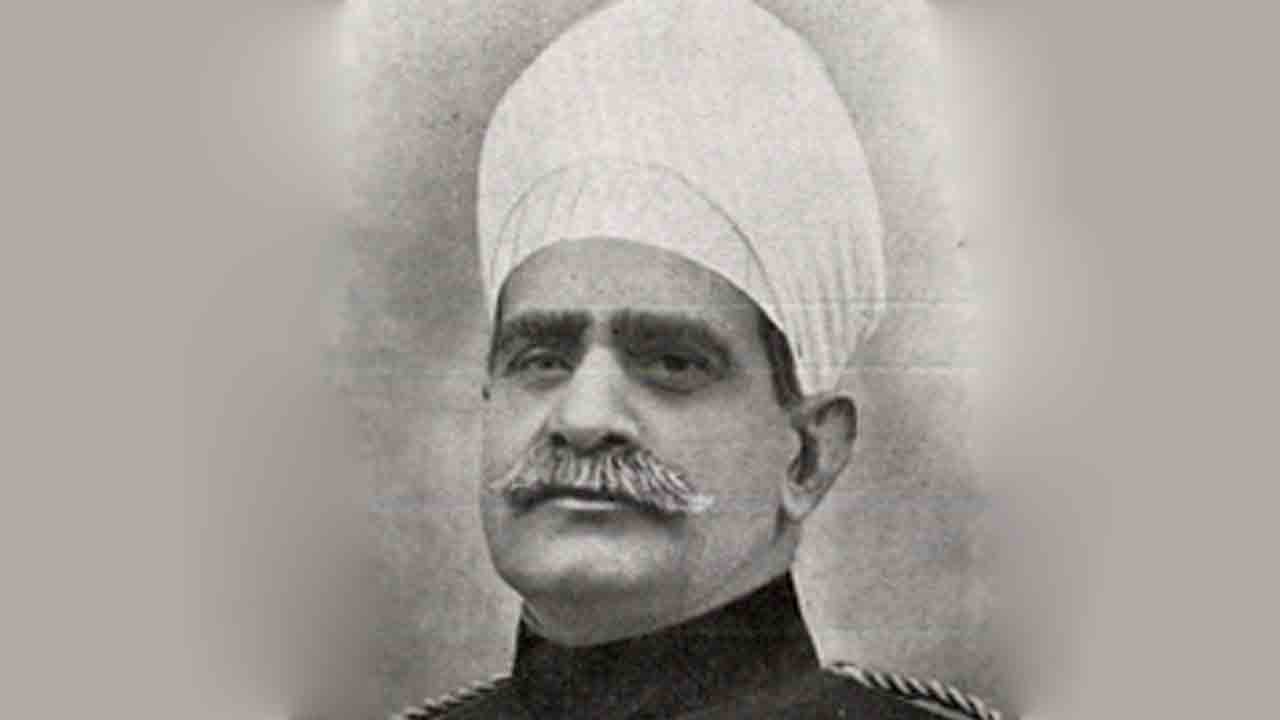 మా నౌకరీ మాకే..!