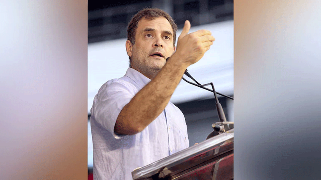 అహంభావంతో కండ్లు మూసుకుపోతే ద్ర‌వ్యోల్బ‌ణం ఎక్క‌డ క‌నిపిస్తుంది : మోదీ స‌ర్కార్‌పై రాహుల్ గాంధీ ఫైర్‌