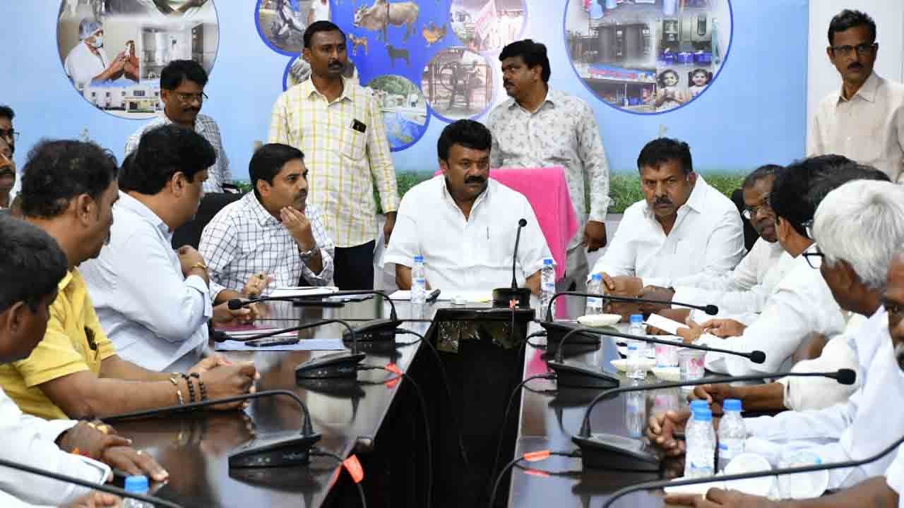 నిజామాబాద్‌లో ఆధునిక వసతులతో హోల్ సేల్ చేపల మార్కెట్ : మంత్రి తలసాని