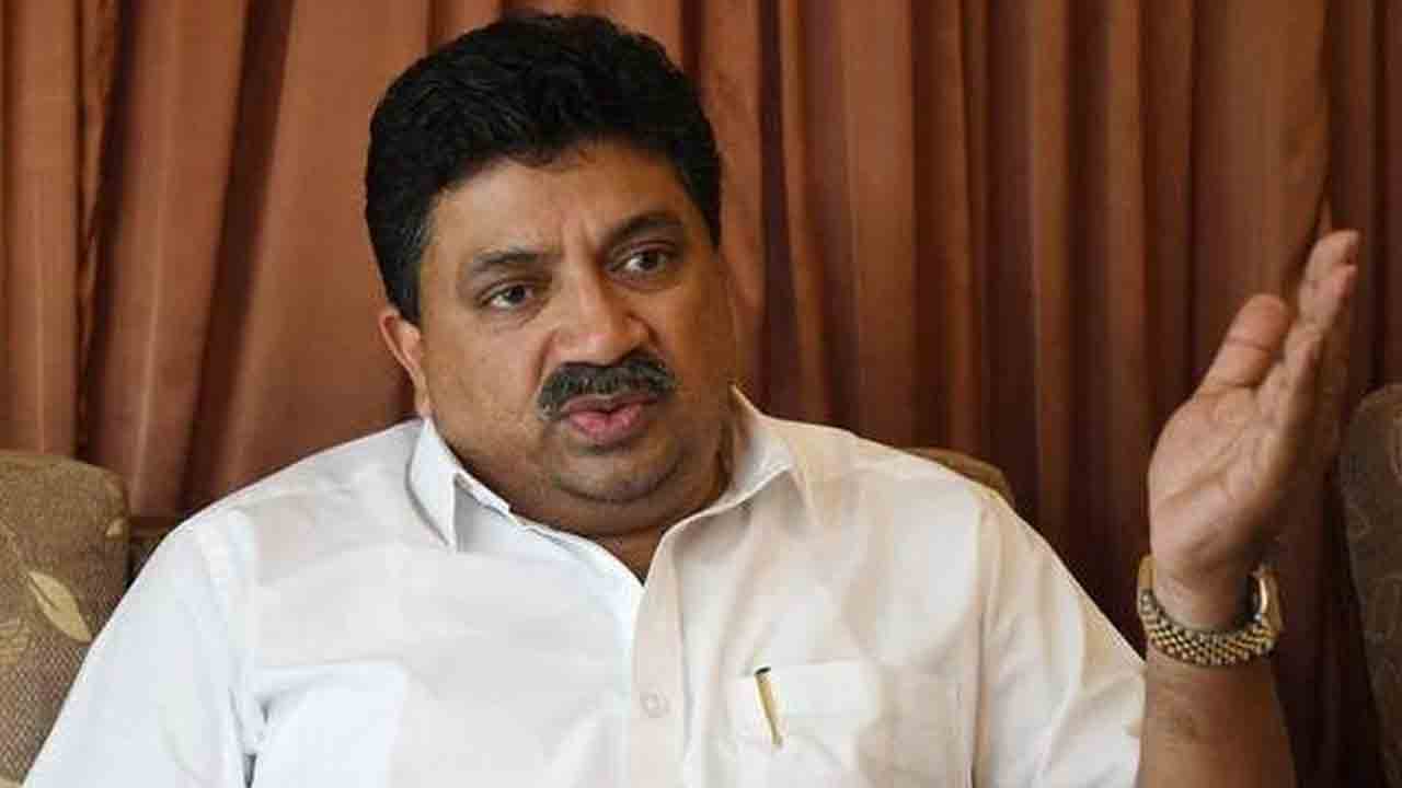 ఉచితాలొద్దని ఏ హక్కుతో అడుగుతున్నావ్‌.. ప్రధాని మోదీని నిలదీసిన తమిళనాడు ఆర్థికమంత్రి