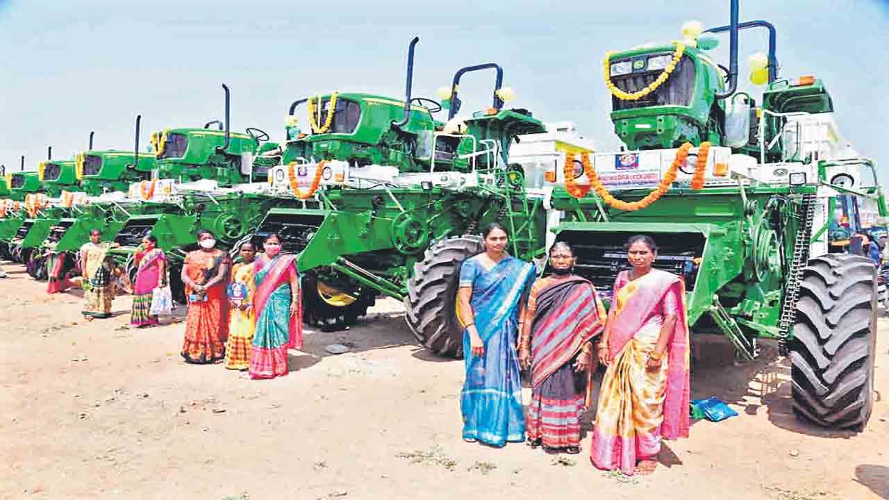 సత్ఫలితాలిస్తున్న దళితబంధు