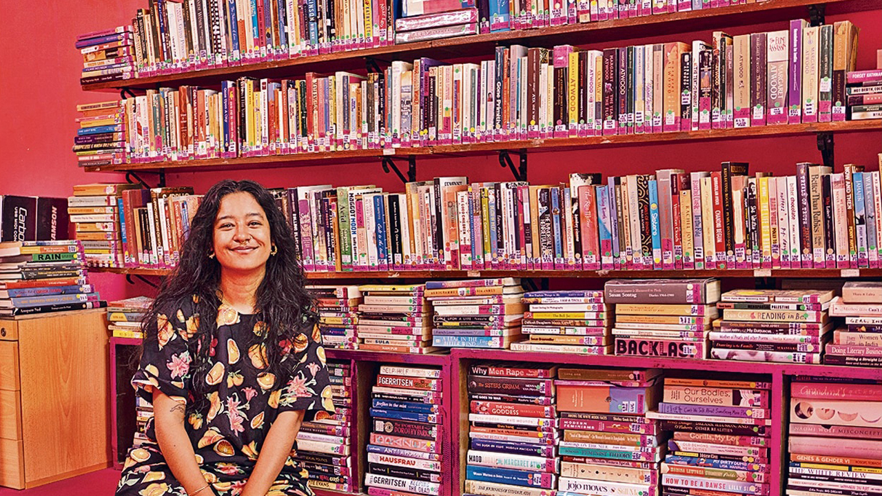 ఈ లైబ్ర‌రీ మ‌హిళ‌ల కోస‌మే.. ఇక్క‌డ‌ దొరికే బుక్స్ అన్నీ ఆడ‌వాళ్లు రాసిన‌వే..