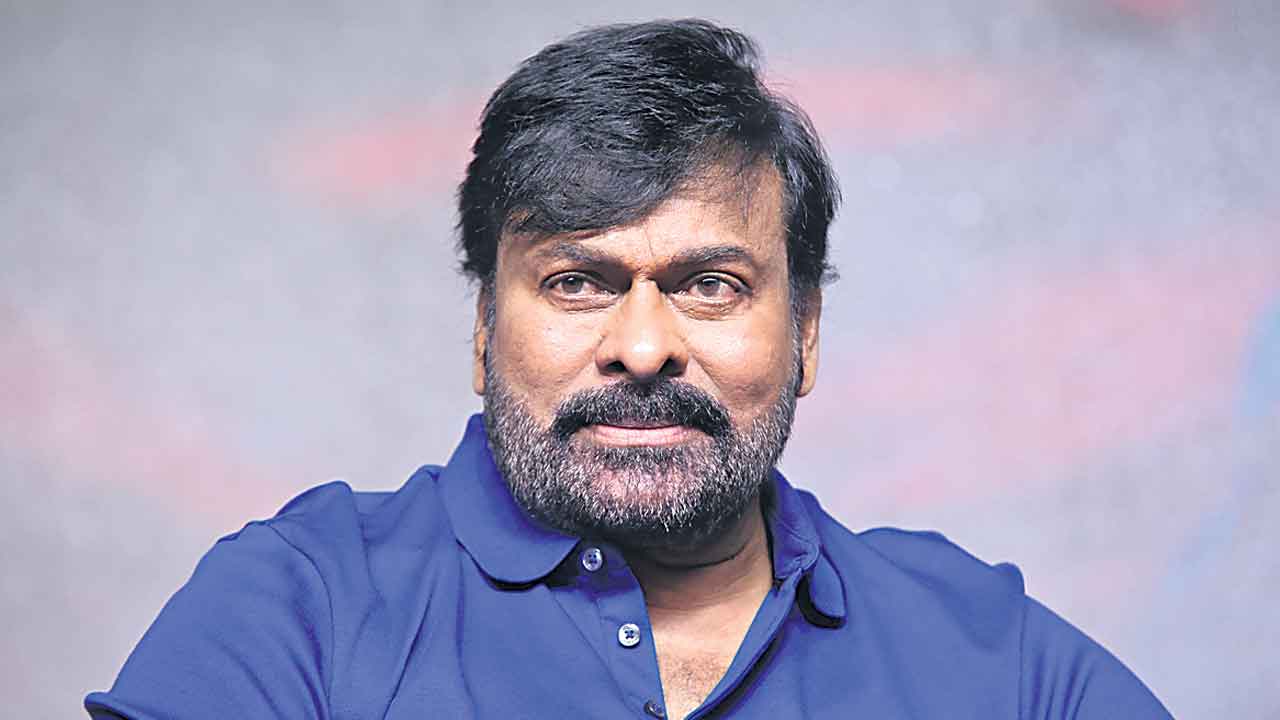 భాగ్యనగరిలో సందడి