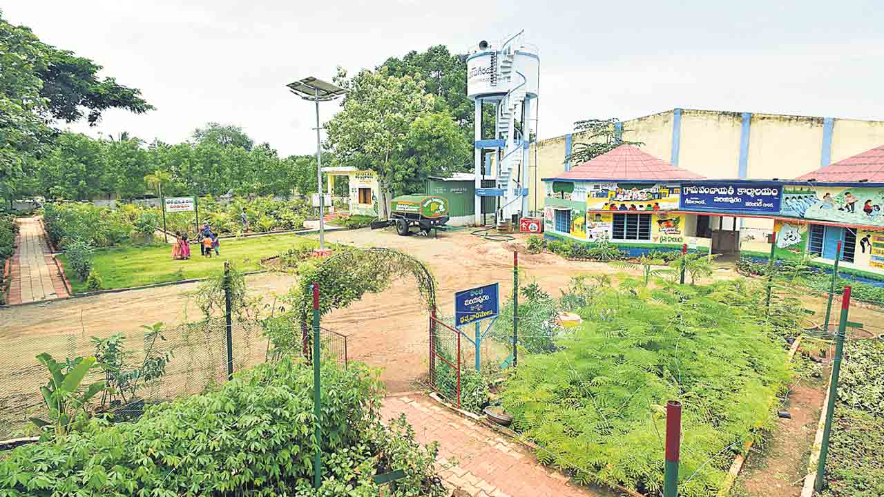 తెలంగాణ స్వచ్ఛం.. ఊరు ముత్యం