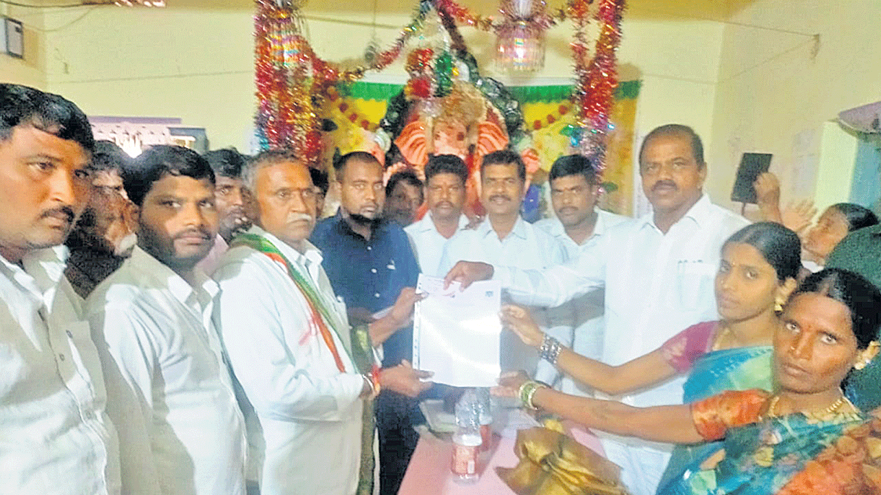 అర్హులందరికీ ఆసరా పింఛన్లు