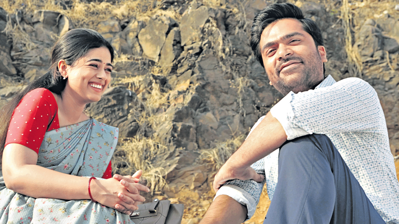 ముత్తు జీవిత కథలో..