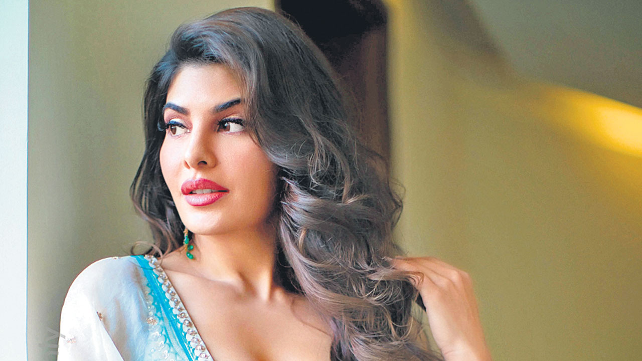 జాక్వెలిన్‌కు బెయిల్‌