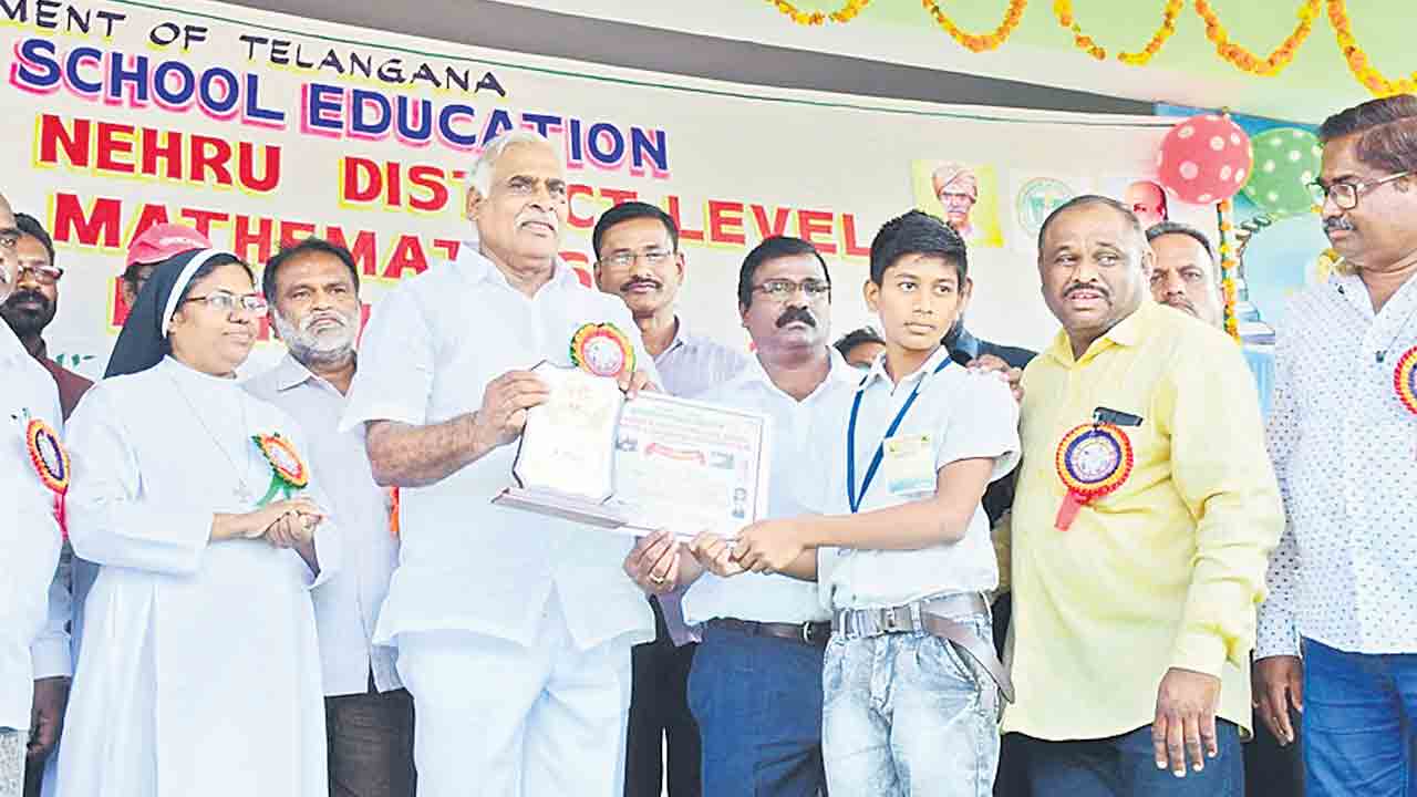 నిత్య పరిశోధకుడు కటుకం మధూకర్‌