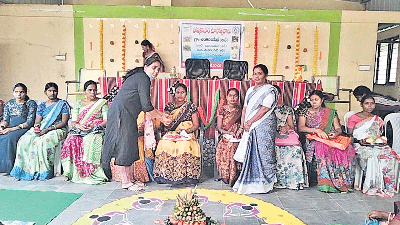 పోషక విలువలున్న ఆహారాన్ని తీసుకోవాలి