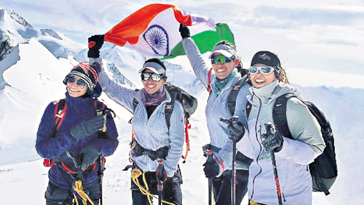 భారతీయ మహిళల.. స్విస్‌ చాలెంజ్‌!