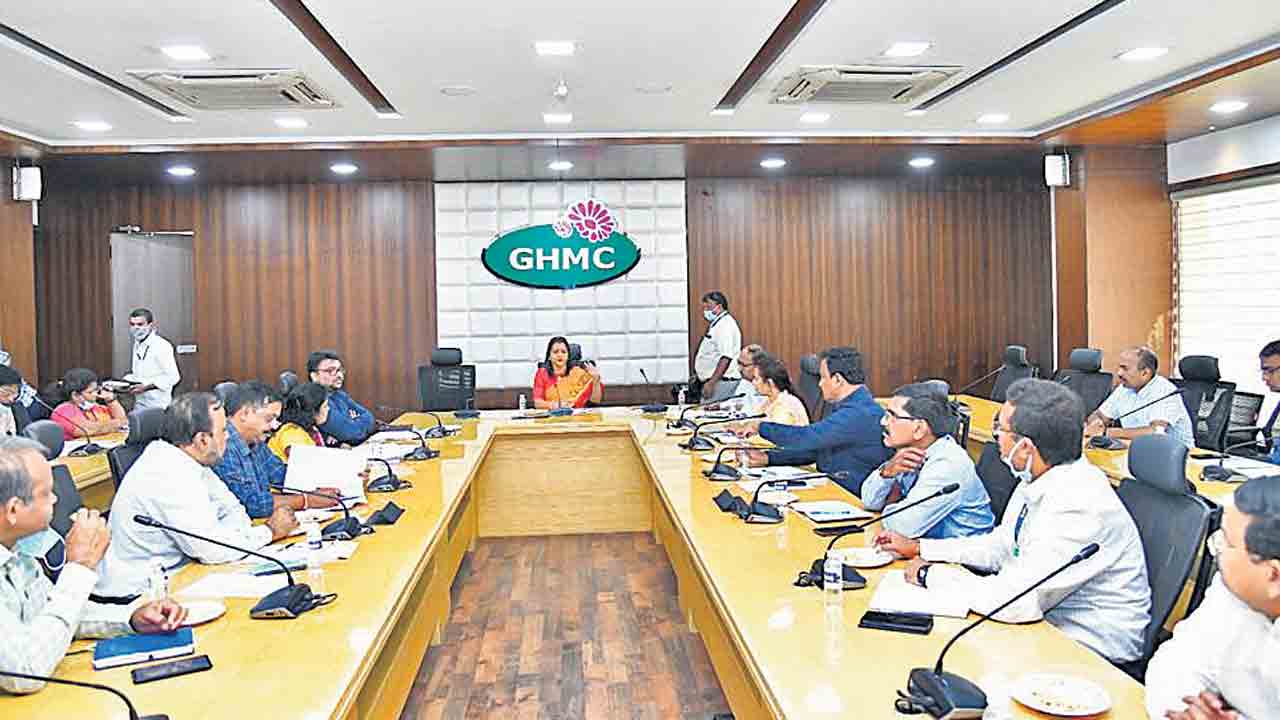 నిమజ్జనానికి ముమ్మర ఏర్పాట్లు