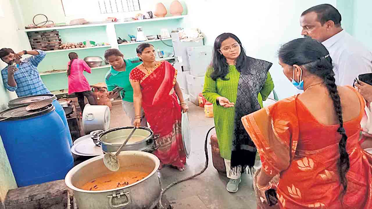 నిర్లక్ష్యంపై వేటు తప్పదు