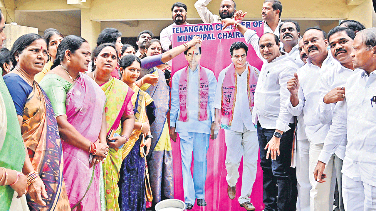 ‘అవిశ్వాసం’ నాలుగేండ్లకు పెంపుపై హర్షం